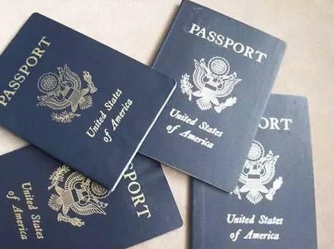 美国旅游签证可以在美国逗留多久？第一次逗留满六个月对下次续签有影响吗？